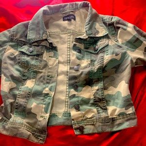 Women’s small camouflage Jean jacket